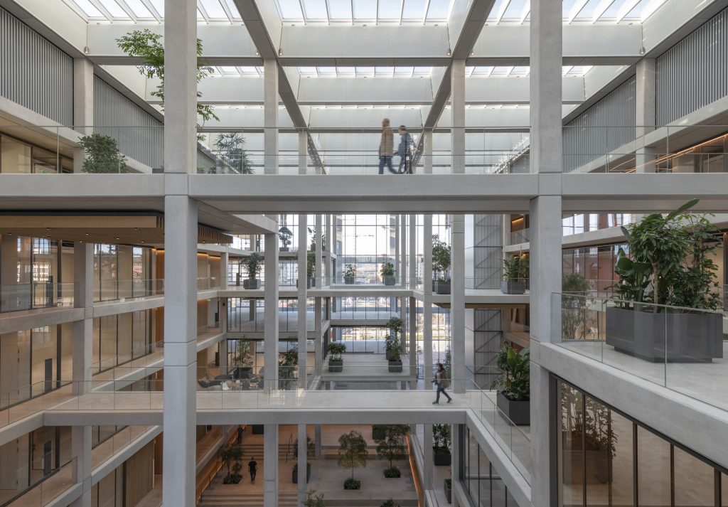 icone collaborative office complex foster plus partners 4